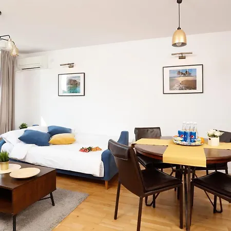 公寓 Athenaeum Wonderful View Flat *